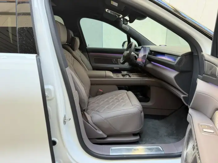 NIO ES8 2026 Model VII seat Executive Deluxe Edition – фото 8