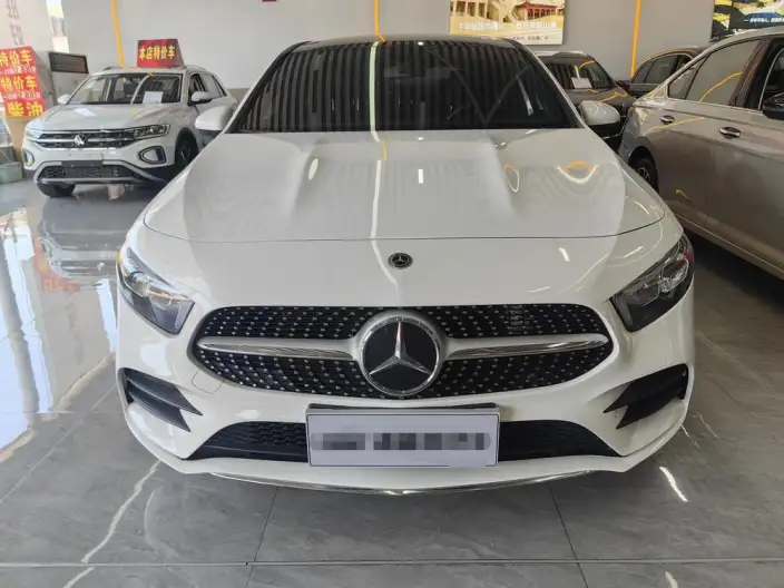 Mercedes-Benz A-class 2022 Model A 200 L Sports sedan Dynamic Edition
