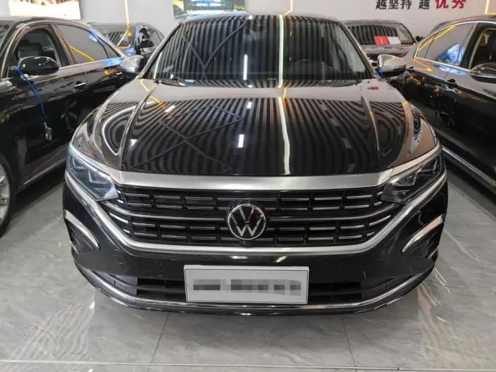 Volkswagen Passat 2023 Model Facelift 330TSI Deluxe Edition