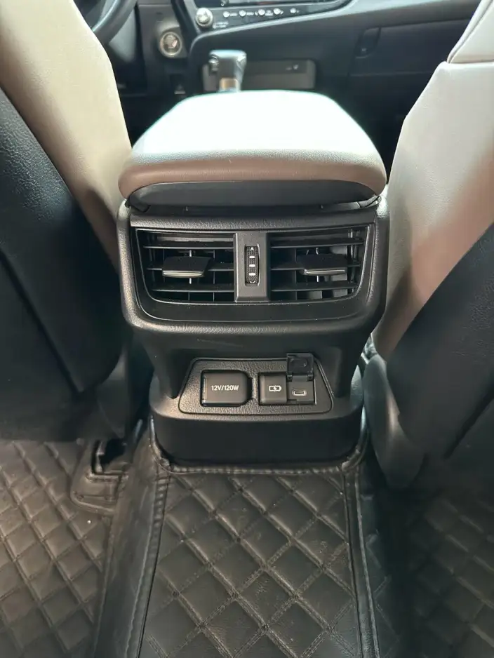Lexus ES 2022 Model 200 Superior Edition – фото 7