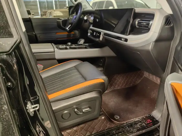 BAIC BJ40 2026 Model 2.0T Automatic Petrol Standard Edition – фото 4