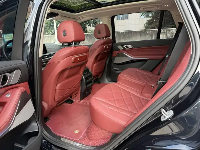 BMW X5 2023 Model xDrive30Li Exclusive Model M Sports Night Set – фото 9