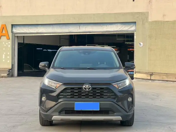 Toyota RAV4 2021 Model 2.0L CVT 2WD Fashion Plus Edition