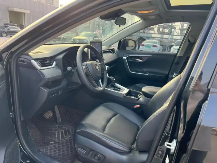 Toyota RAV4 2021 Model 2.0L CVT 2WD Fashion Plus Edition – фото 8