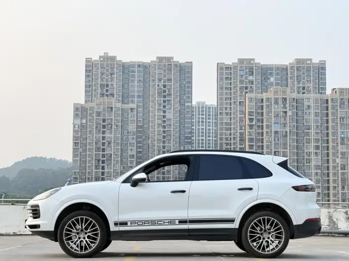 Cayenne 2023 Model Cayenne 3.0T Platinum edition