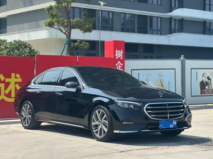 Mercedes-Benz E-Class 2025 Model E 300 L Fashion Model sedan