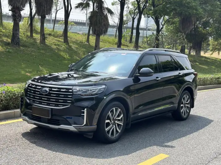 Ford Explorer 2023 Model EcoBoost 285 4WD Titan Jin Edition 6 seat