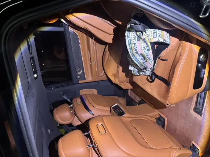 Aito M9 2024 Model Extended Range Ultra VI seat Edition – фото 6