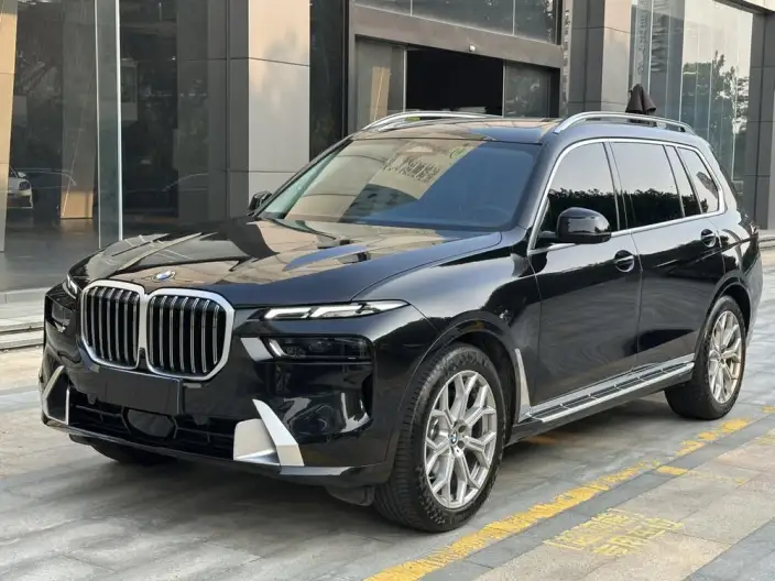 BMW X7 2024 Model xDrive40i Leading Model Luxury Set 7 seat