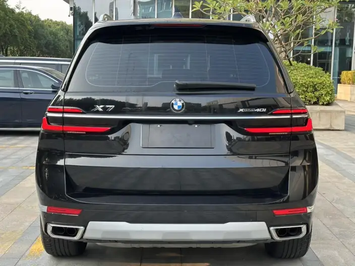BMW X7 2024 Model xDrive40i Leading Model Luxury Set 7 seat – фото 5