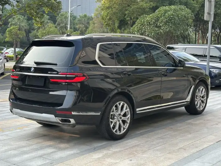 BMW X7 2024 Model xDrive40i Leading Model Luxury Set 7 seat – фото 6