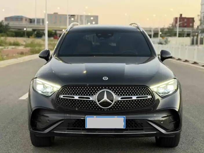 Mercedes-Benz GLC 2023 Model GLC 300 L 4MATIC Luxury Model 7 seat