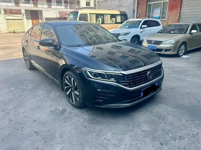 Volkswagen Passat 2023 Model 380TSI Deluxe Edition