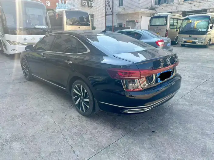 Volkswagen Passat 2023 Model 380TSI Deluxe Edition