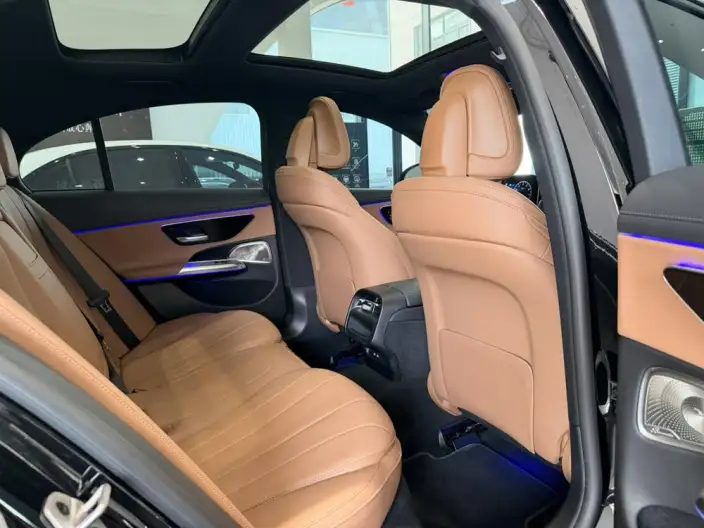 Mercedes-Benz E-Class Imported 2024 Model E 300 Luxury Model Sports Edition – фото 8
