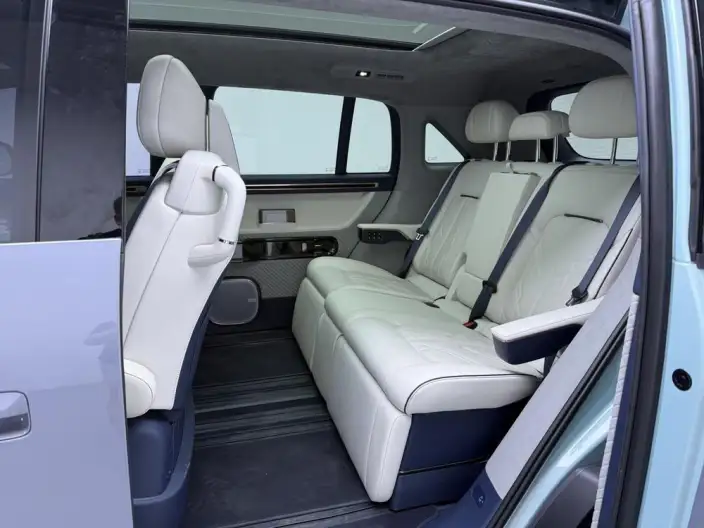 ZEEKR MIX 2025 Model 76kWh Smart Driving Edition – фото 8
