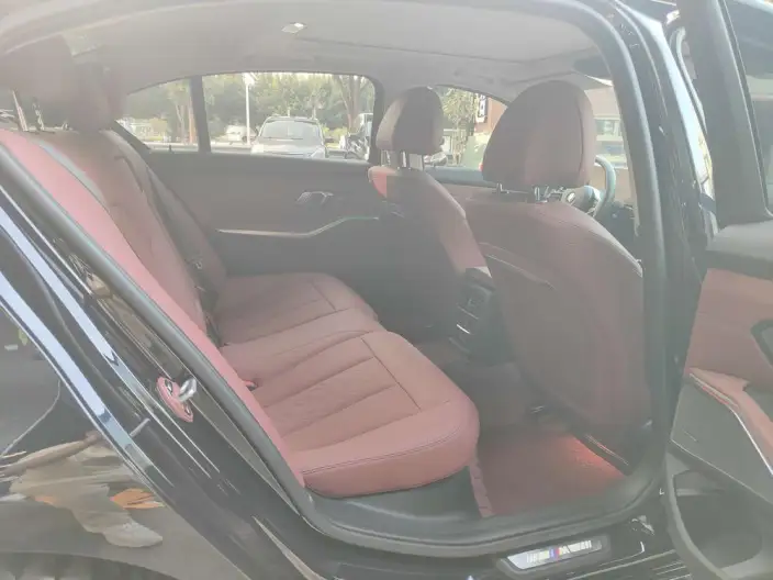 BMW 3 Series 2026 Model 330Li Exclusive Model M Sports Night Set – фото 9