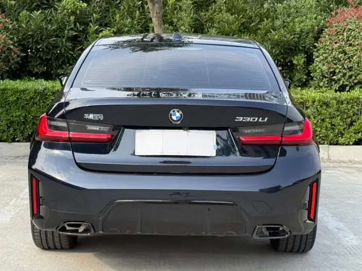 BMW 3 Series 2025 Model 330Li M Sports Night Set – фото 4