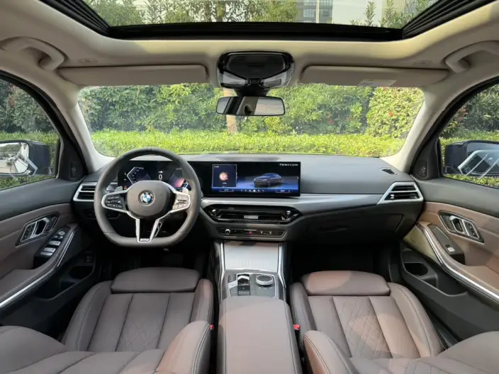 BMW 3 Series 2025 Model 330Li M Sports Night Set – фото 6