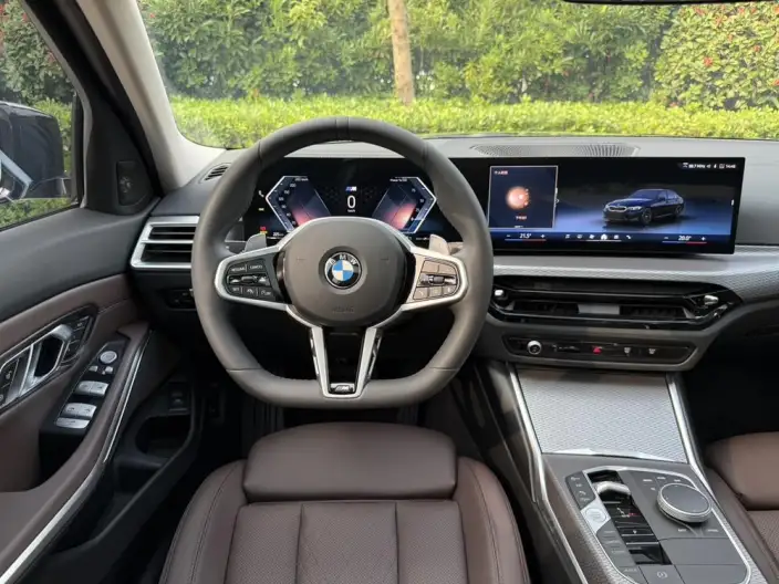BMW 3 Series 2025 Model 330Li M Sports Night Set – фото 7