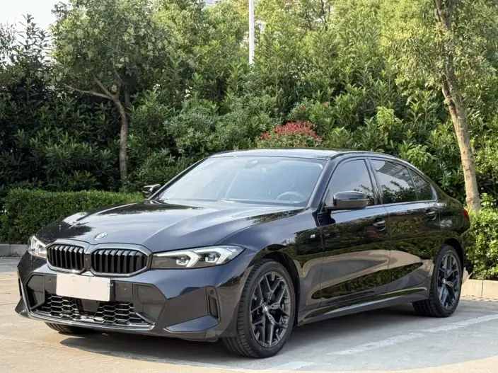 BMW 3 Series 2025 Model 330Li M Sports Night Set – фото 10