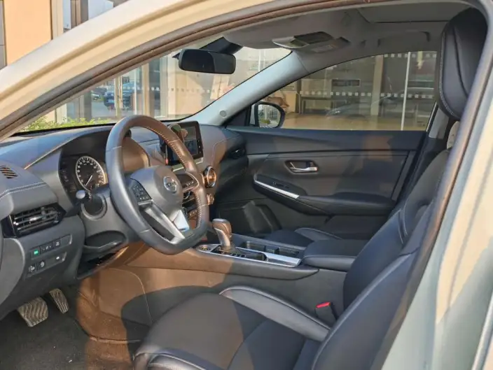 Nissan Sylphy 2022 Model 1.6L XL CVT Yuexiang Edition – фото 10