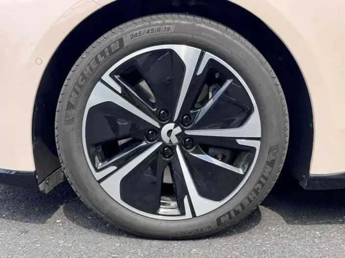 NIO ET5T 2025 Model 100kWh – фото 9