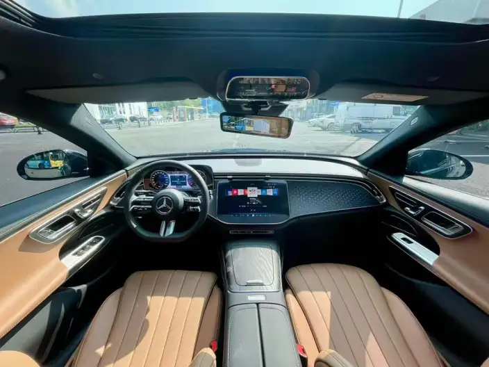 Mercedes-Benz E-Class 2026 Model E 260 L Classic Edition – фото 7