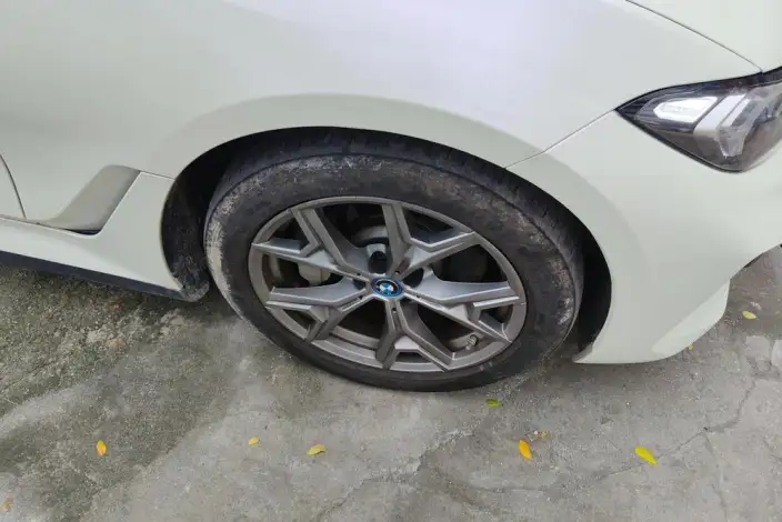 BMW i3 2023 Model eDrive35L – фото 9
