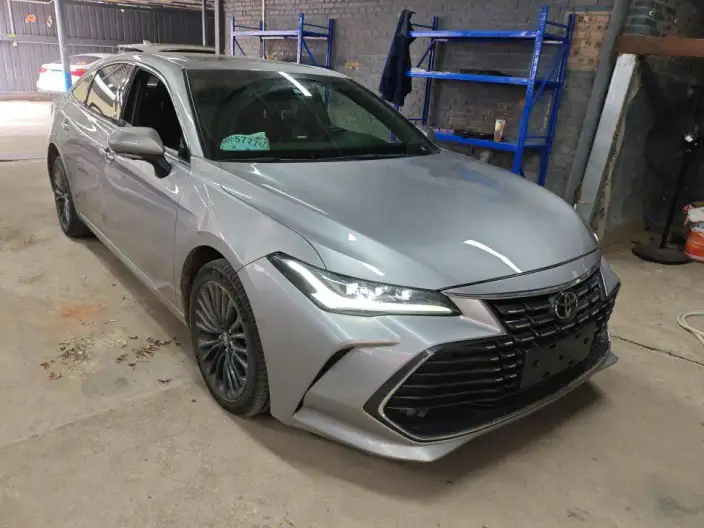 Toyota Avalon 2022 Model 2.0L XLE Exclusive Edition – фото 2