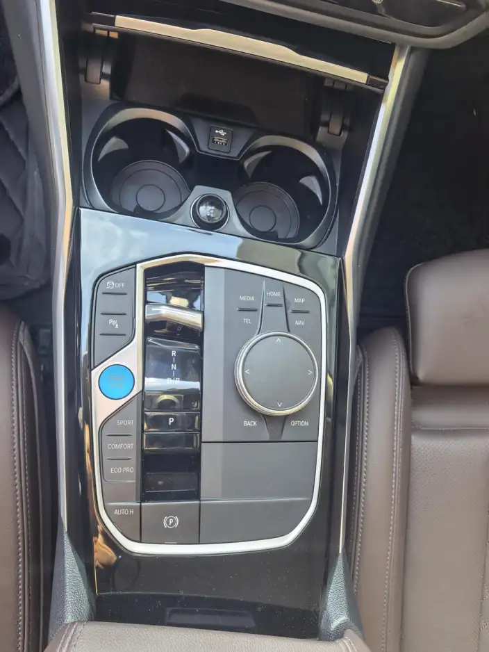 BMW i3 2022 Model eDrive35L – фото 7
