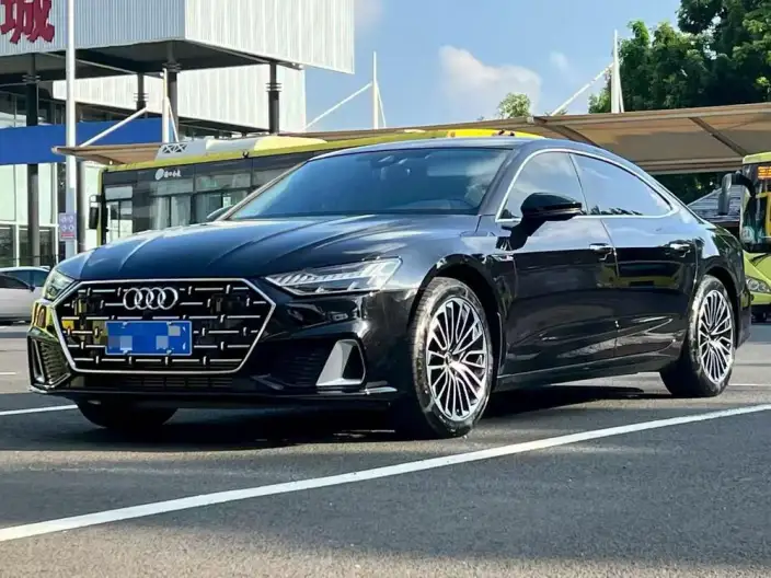 Audi A7 L 2024 Model 45 TFSI Luxury Model – фото 1