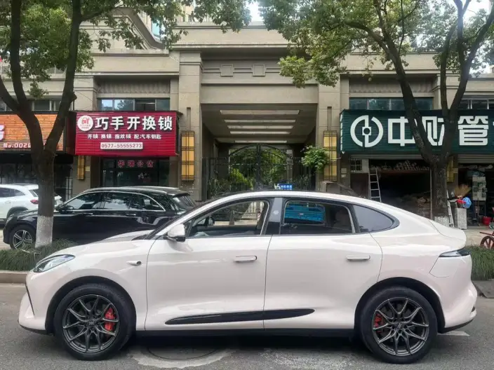 IM LS6 2023 Model Max Standard Edition