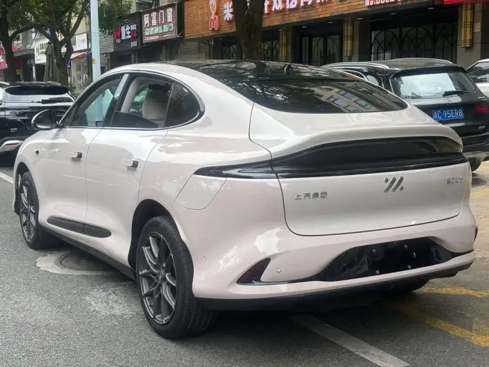 IM LS6 2023 Model Max Standard Edition
