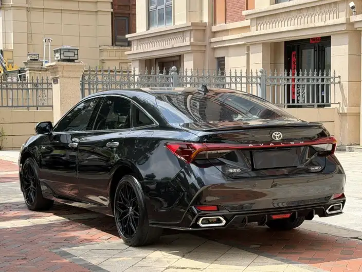 Toyota Avalon 2024 Model Intelligent Hybrid 2.0L E-CVT Deluxe Edition