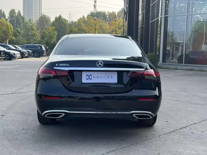 Mercedes-Benz E-Class 2023 Model E 300 L Fashion Model sedan – фото 4