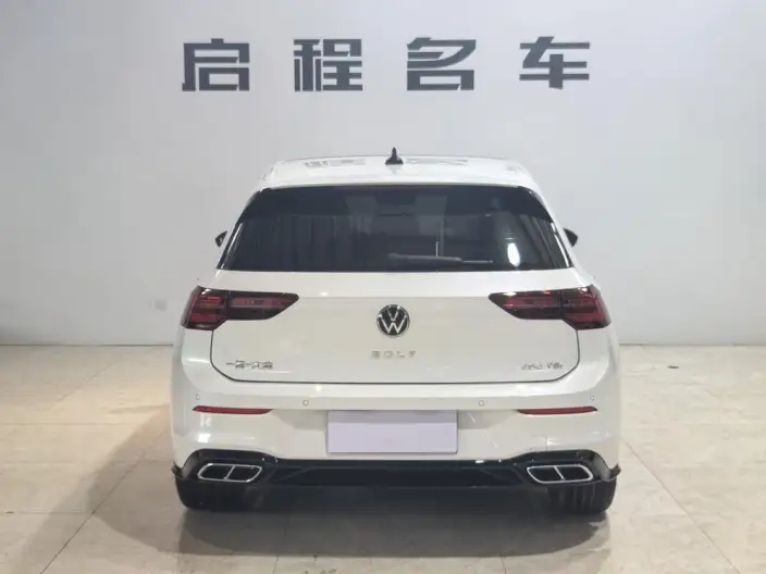 Volkswagen Golf 2023 Model 280TSI DSG R-Line Lite – фото 5