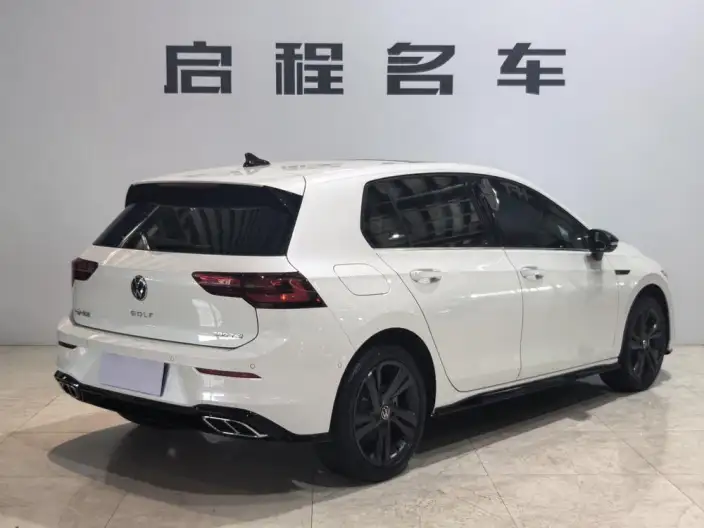 Volkswagen Golf 2023 Model 280TSI DSG R-Line Lite – фото 6