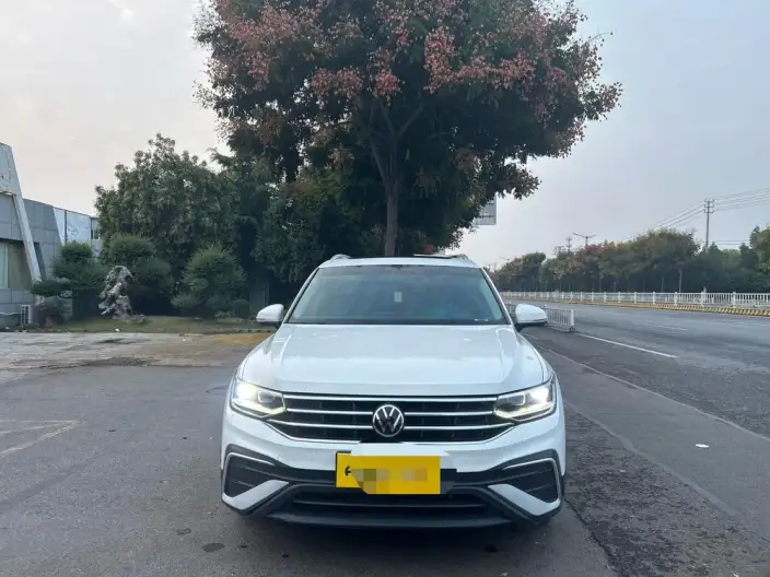 Volkswagen Tiguan L 2021 Model 330TSI Automatic 2WD Smart Edition – фото 2