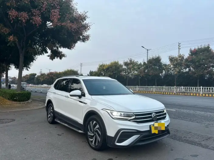 Volkswagen Tiguan L 2021 Model 330TSI Automatic 2WD Smart Edition – фото 3
