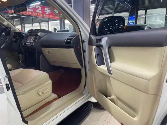 Toyota Prado 2016 2.7L Automatic Standard – фото 4