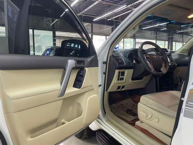 Toyota Prado 2016 2.7L Automatic Standard – фото 6