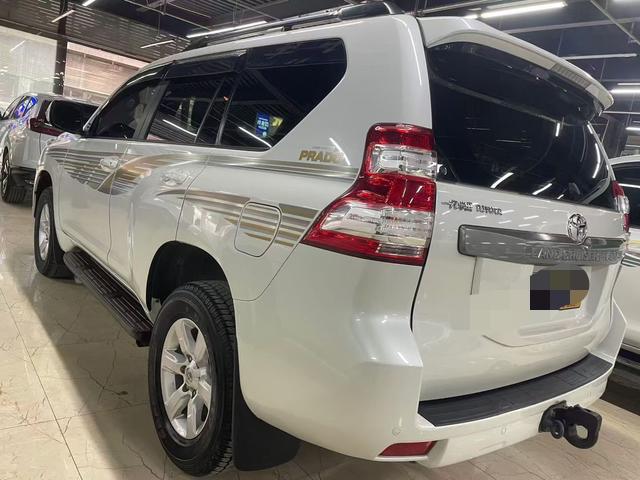 Toyota Prado 2016 2.7L Automatic Standard – фото 7