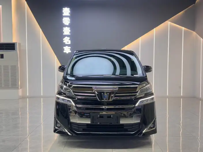 Vellfire 2021 Model Toyota Crown Hybrid 2.5L HV Premium Edition