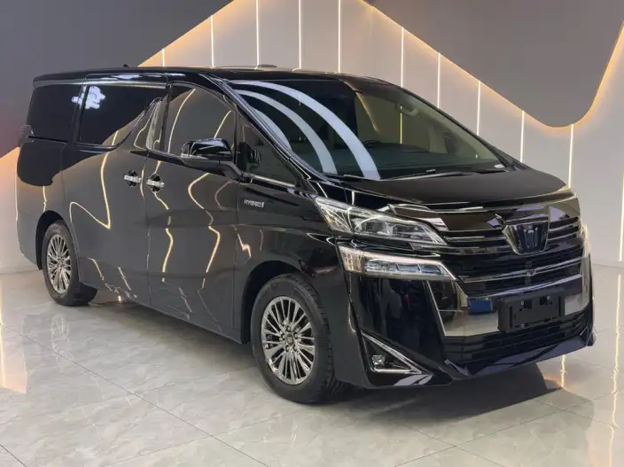 Vellfire 2021 Model Toyota Crown Hybrid 2.5L HV Premium Edition
