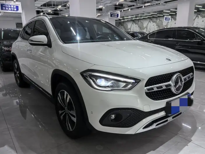Mercedes-Benz GLA 2022 Model GLA 200 – фото 3