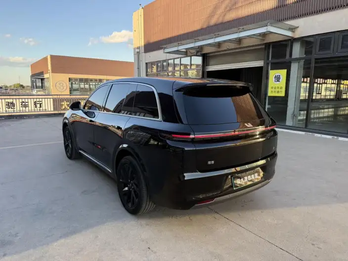 Li Auto L8 2023 Model Pro Edition