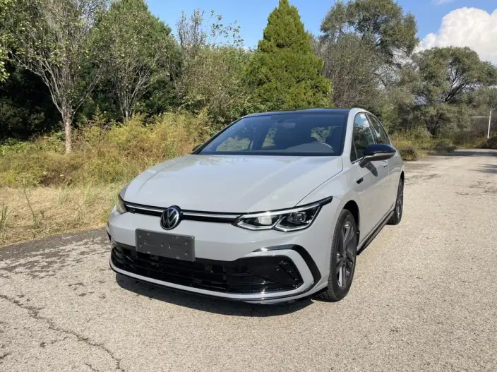 Volkswagen Golf 2023 Model Facelift 280TSI DSG R-Line Lite – фото 1