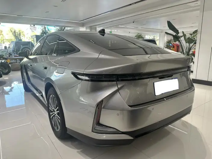 Lexus ES 2026 Model 300h