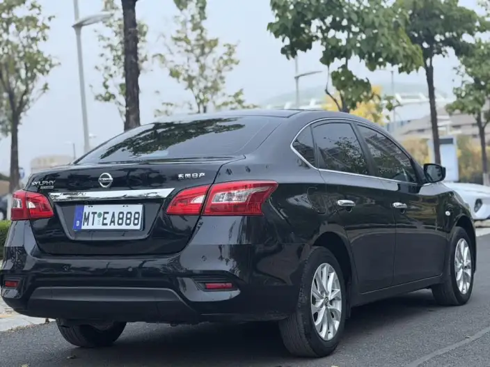 Nissan Sylphy 2022 Model Classic 1.6 XE CVT Comfort Edition – фото 6